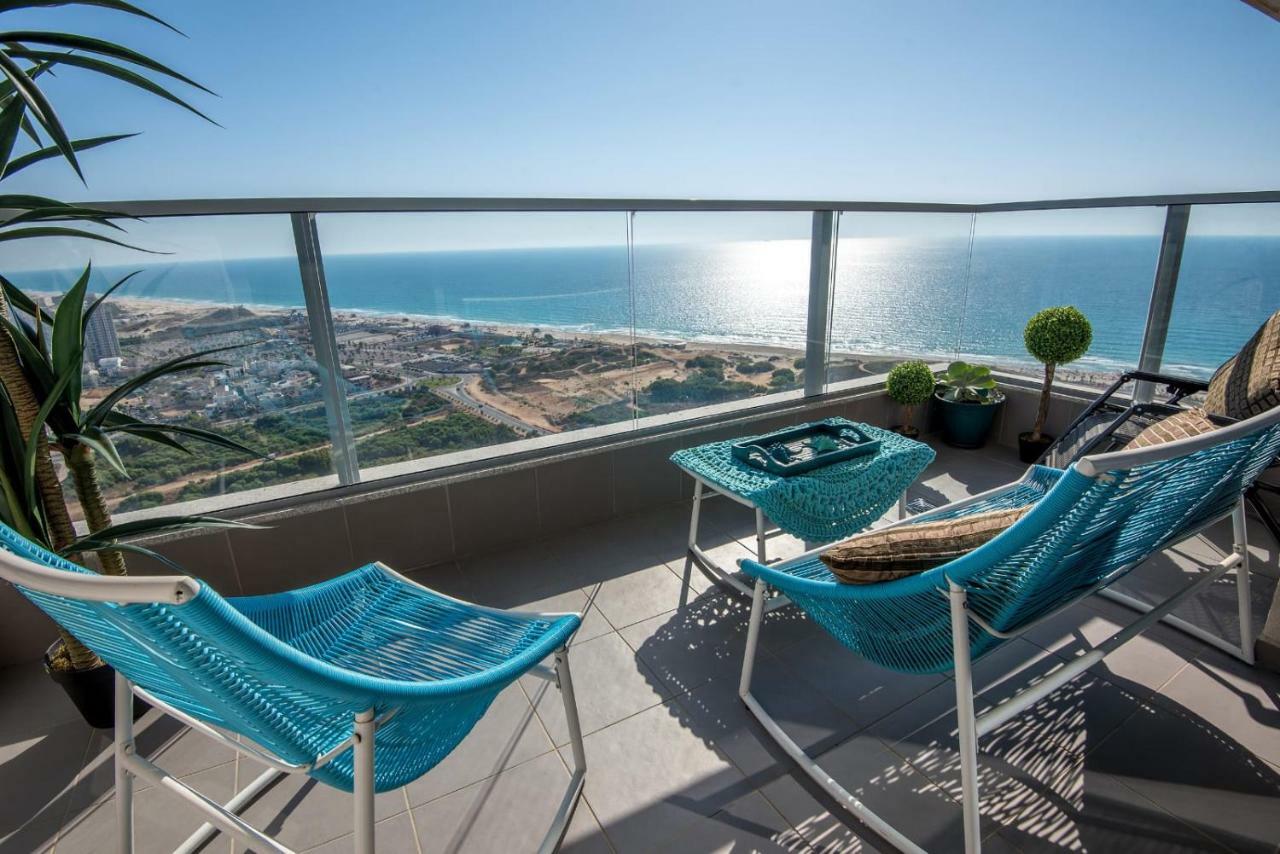 35Th Floor 4 Rooms On The Sea Bat Yam Exterior foto