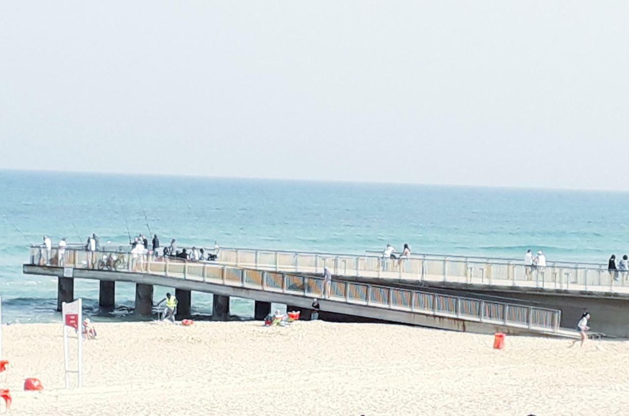 35Th Floor 4 Rooms On The Sea Bat Yam Exterior foto