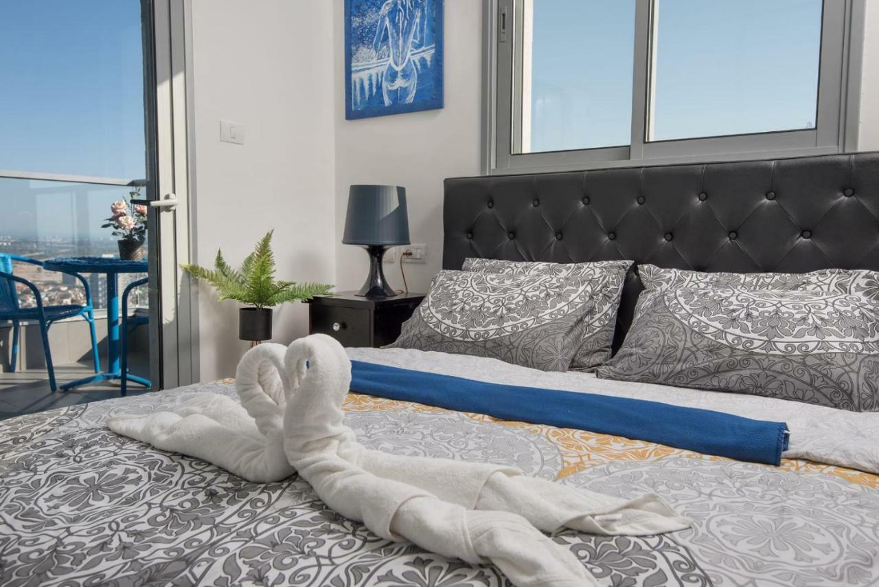 35Th Floor 4 Rooms On The Sea Bat Yam Exterior foto